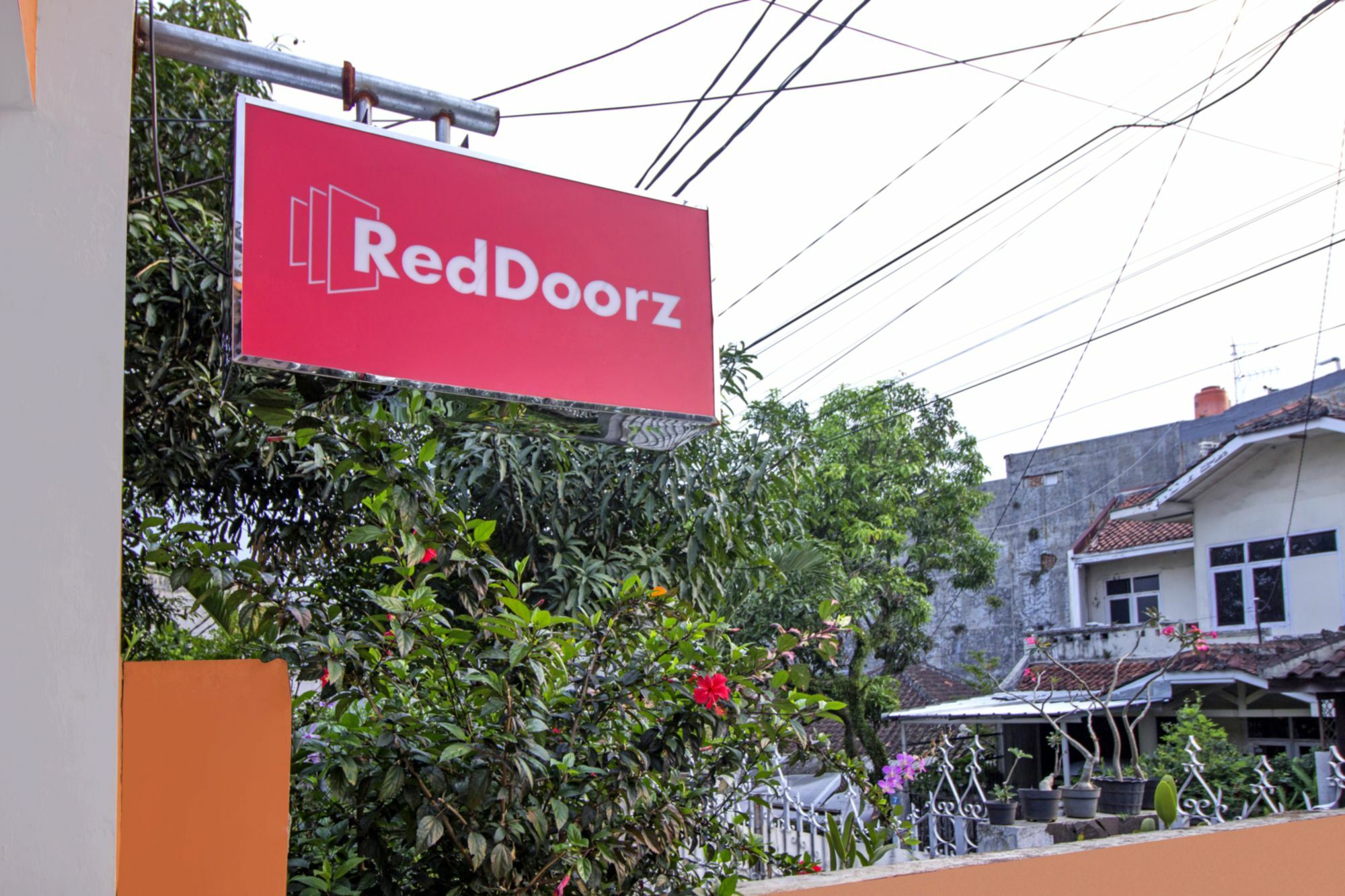 Reddoorz Syariah Near Btc Fashion Mall Bandung Esterno foto