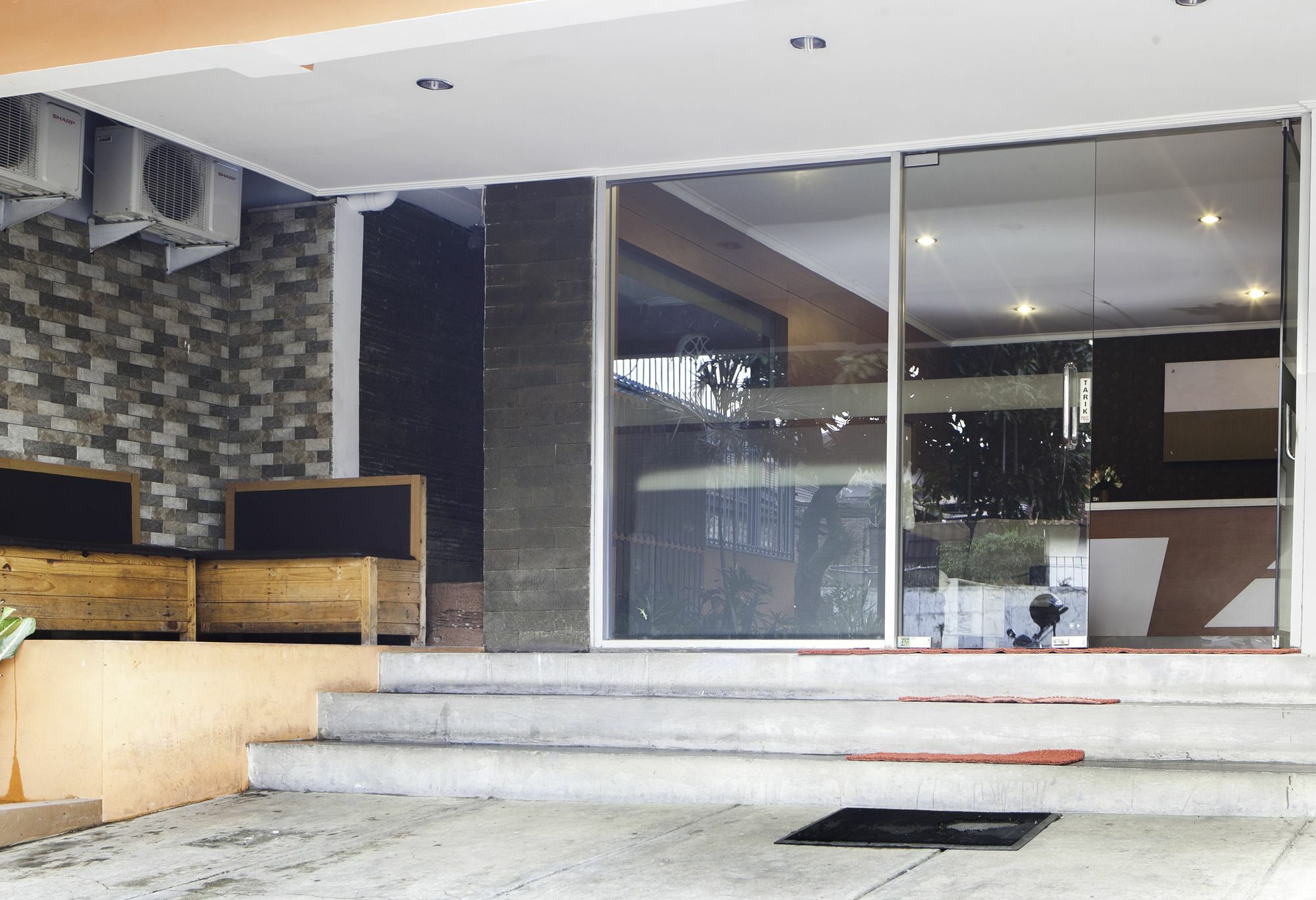 Reddoorz Syariah Near Btc Fashion Mall Bandung Esterno foto