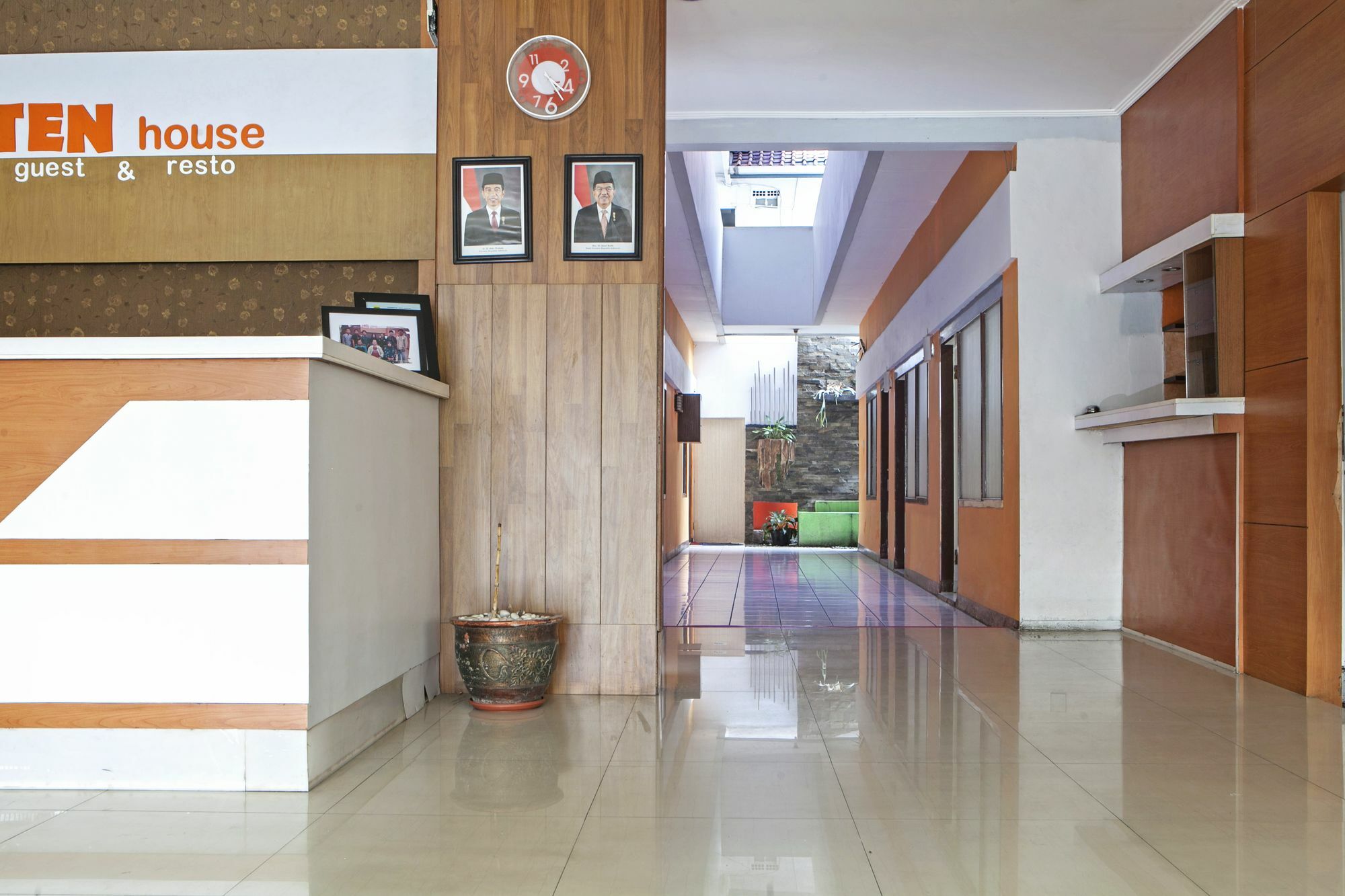 Hotel Reddoorz Syariah Near Btc Fashion Mall Bandung Esterno foto